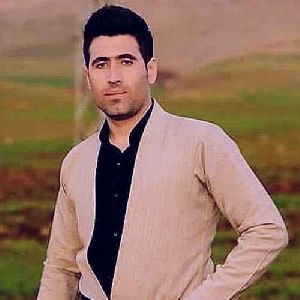 له شه قامی سه ر شه قاماز