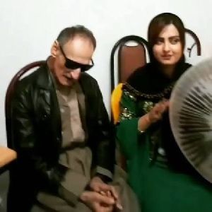 عازیز گیان چند شیرینی
